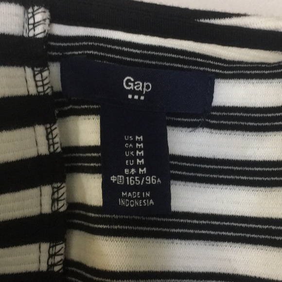 Gap black & white stripe sleeveless crop top - Picture 4 of 6